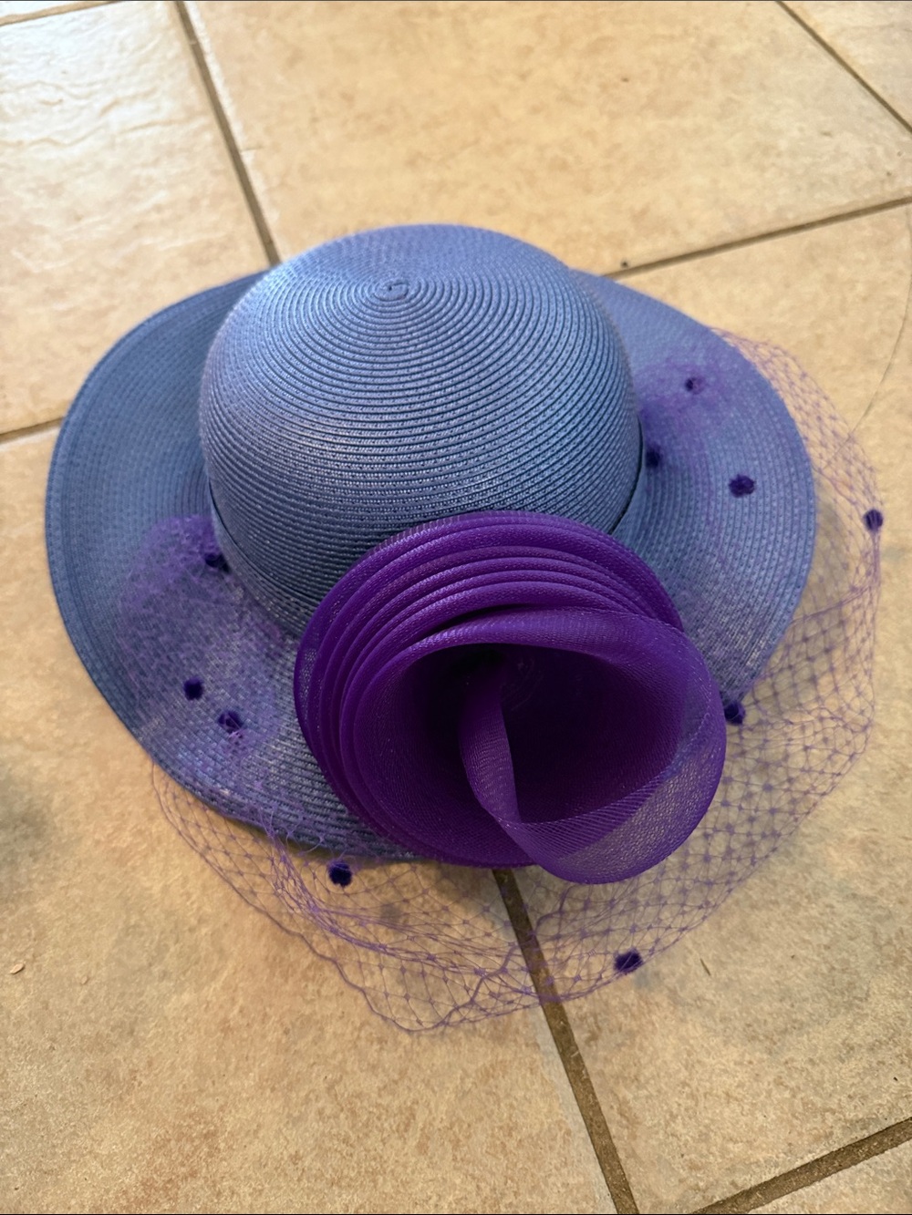 Vintage Elegant Purple Accent Ladies Derby Dress Hat with Veil